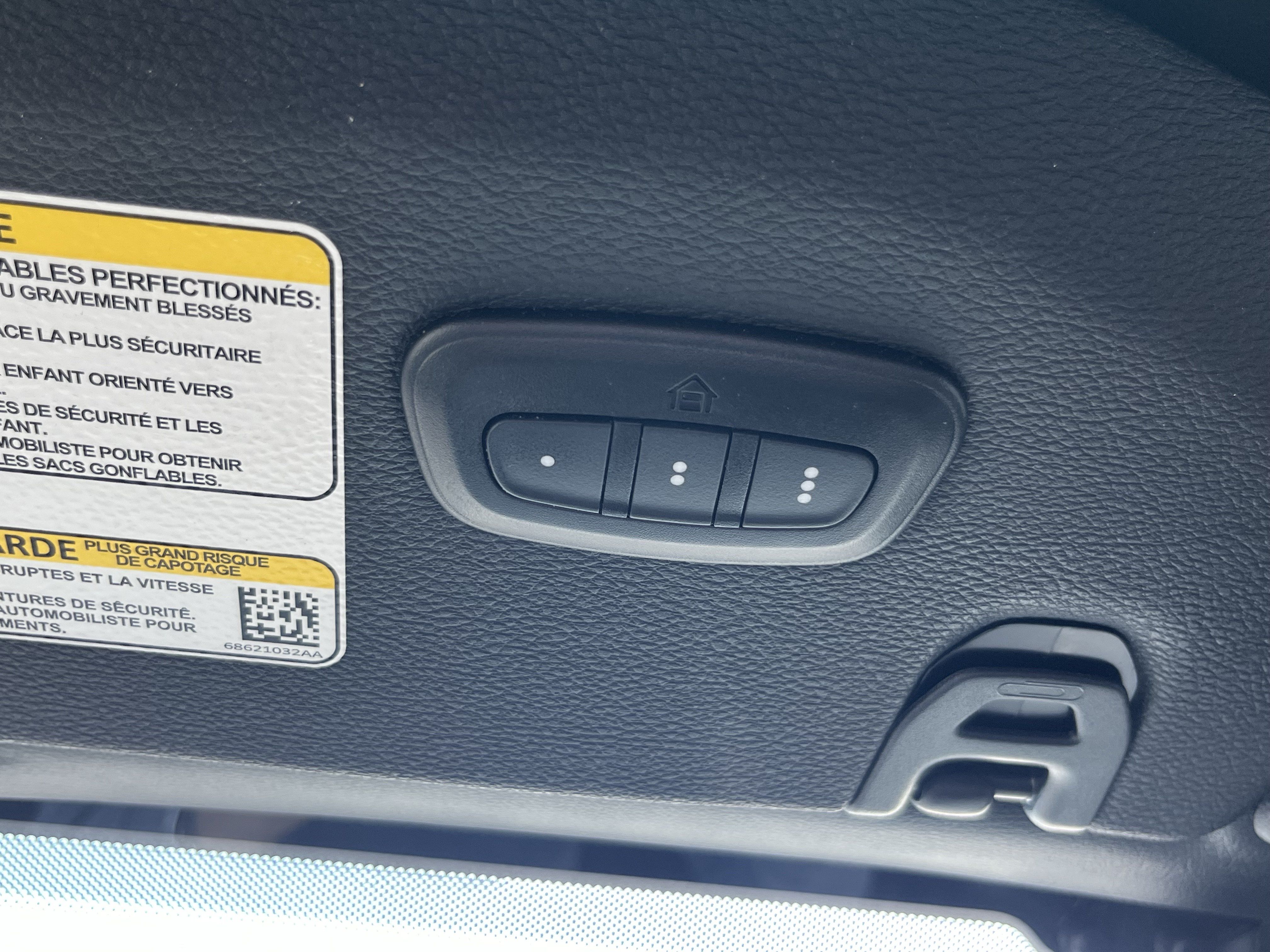 Used 2024 Jeep Wrangler High Altitude AWD/4WD image 40