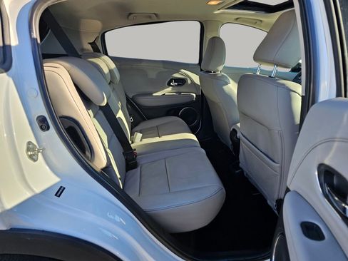 Used 2017 Honda HR-V EX-L image 24