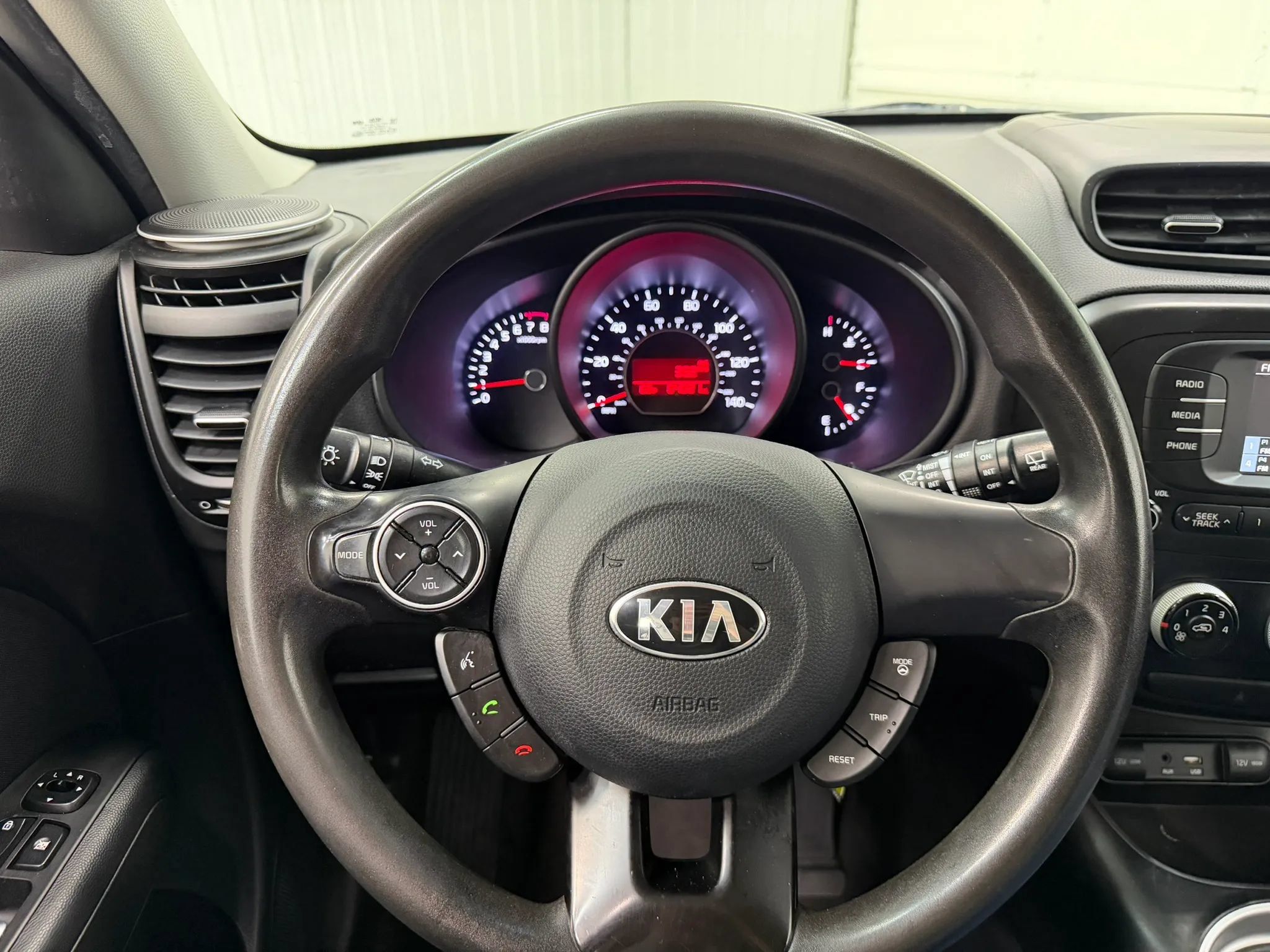 Used 2018 Kia Soul FWD image 20