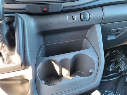 Used 2022 Ford Transit 350 XLT image 27