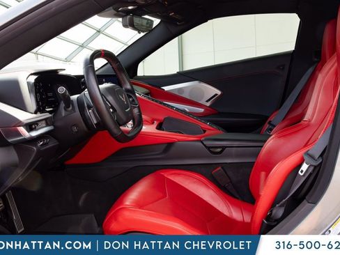 Used 2022 Chevrolet Corvette Stingray Preferred Cpe w/ 2LT RWD image 3