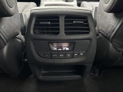 Used 2022 Honda Pilot Sport image 19