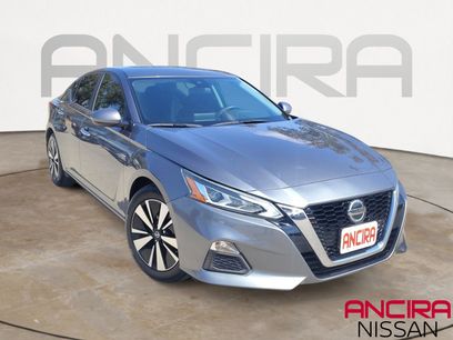 Used 2021 Nissan Altima 2.5 SV