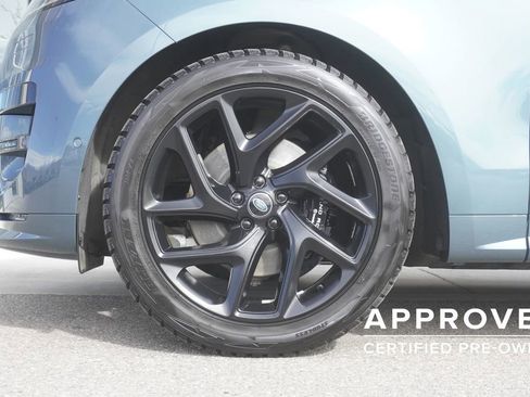 Used 2023 Land Rover Range Rover Sport SE Dynamic image 32