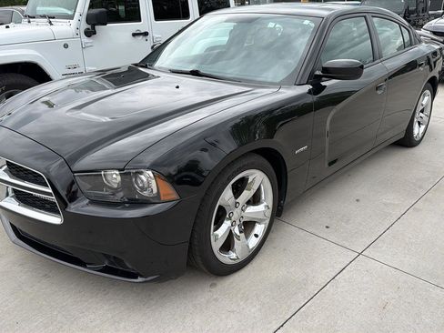 Used 2012 Dodge Charger R/T RWD image 7