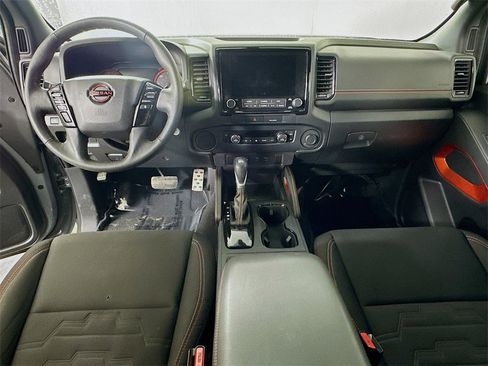 Used 2022 Nissan Frontier Pro-X w/ Technology Package image 16