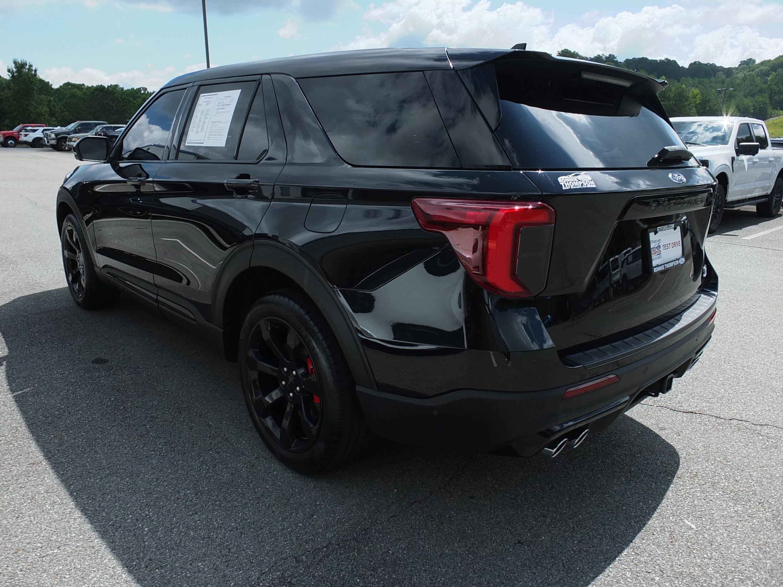 Used 2022 Ford Explorer ST w/ Equipment Group 401A AWD/4WD image 5