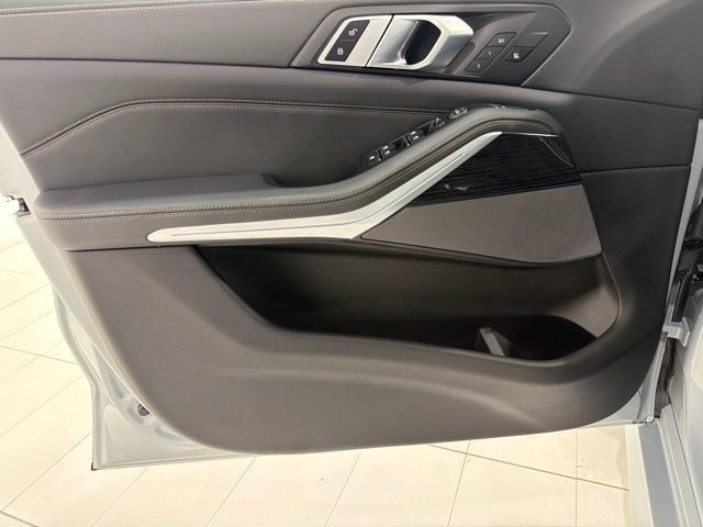 Certified 2024 BMW X5 xDrive40i w/ Executive Package AWD/4WD image 10