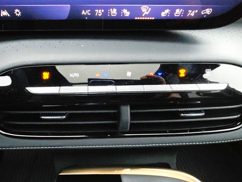 New 2026 Buick Enclave Avenir w/ Super Cruise Package image 29