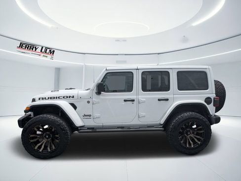 Used 2022 Jeep Wrangler Unlimited Rubicon AWD/4WD image 6