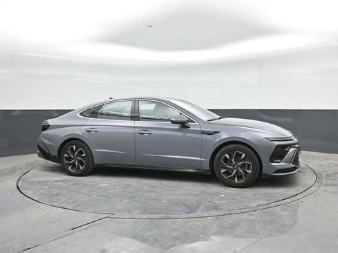 Used 2024 Hyundai Sonata SEL FWD image 8