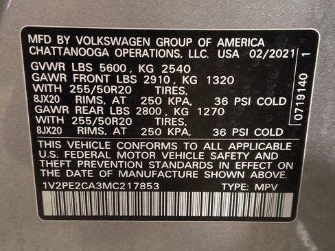 Used 2021 Volkswagen Atlas Cross Sport SE w/ Panoramic Sunroof Package FWD image 33