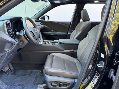 Used 2024 Lexus TX 350 FWD w/ Technology Package image 16