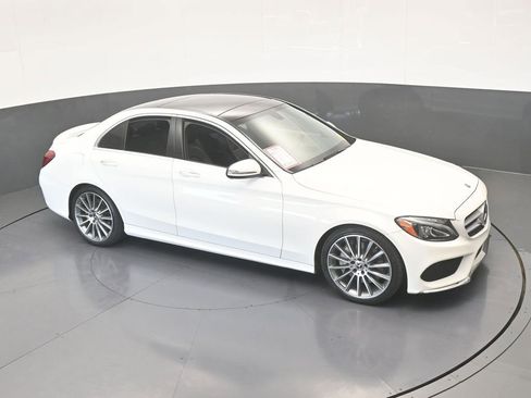 Used 2018 Mercedes-Benz C 300 Sedan image 54