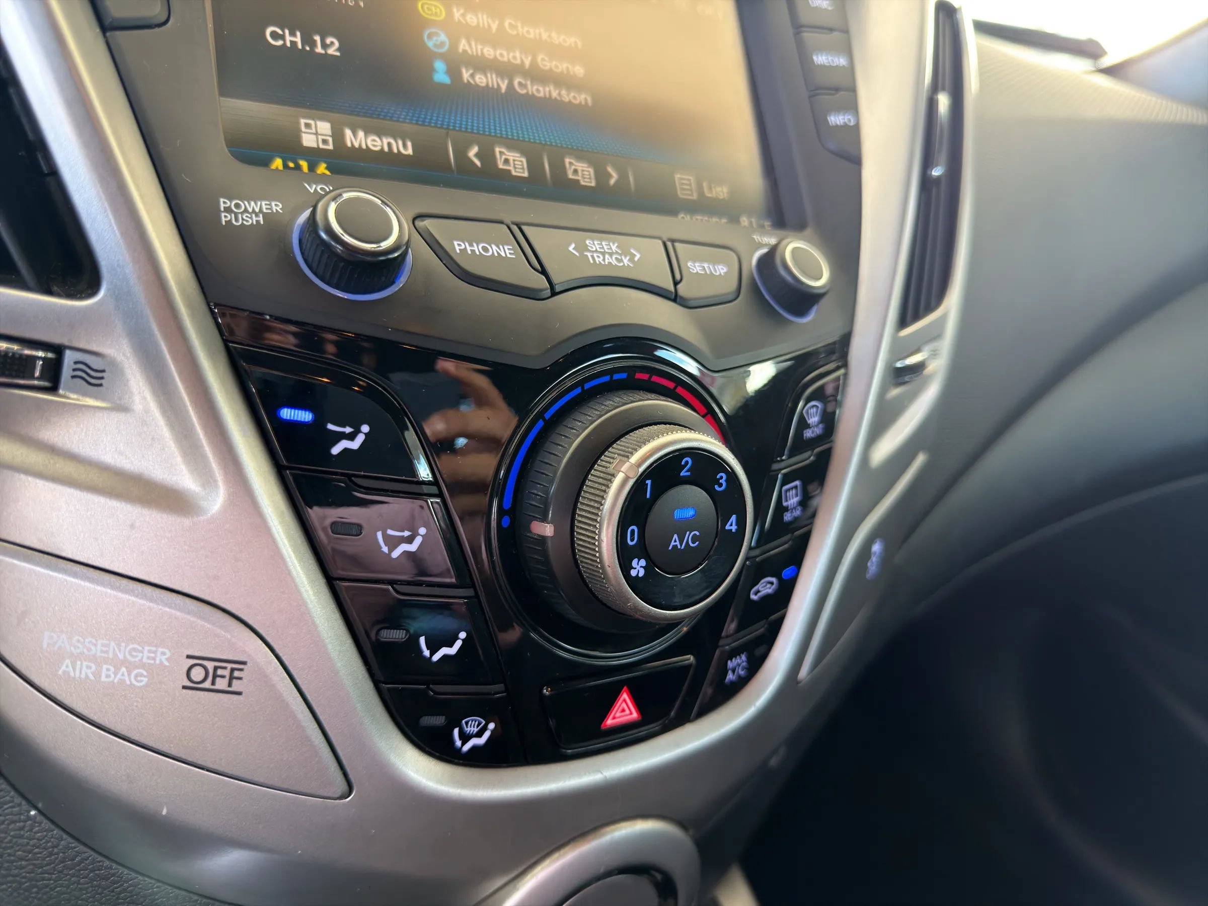 Used 2016 Hyundai Veloster w/ Option Group 02 FWD image 29