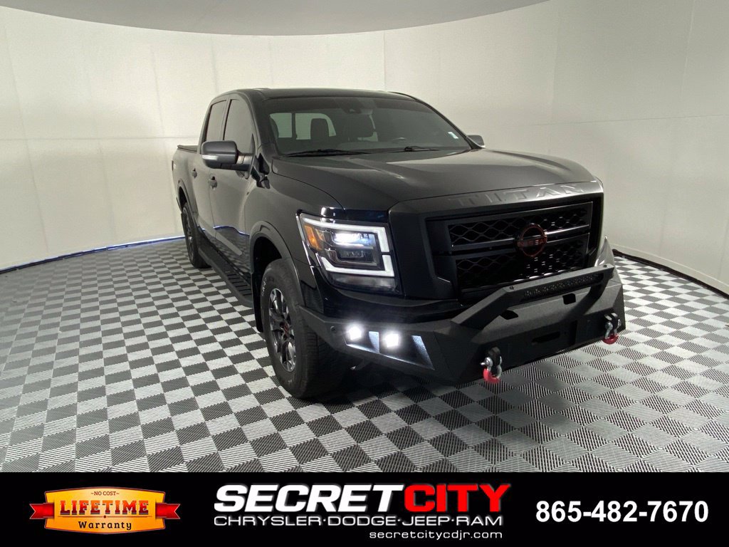 Used 2023 Nissan Titan PRO-4X w/ Pro-4x Convenience Package AWD/4WD image 1
