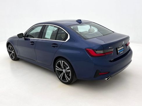 Used 2021 BMW 330i xDrive Sedan w/ Driving Assistance Package image 9