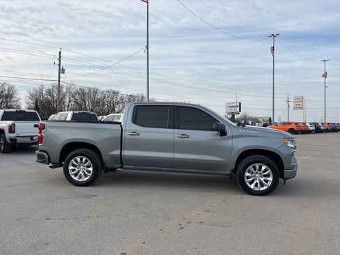 Used 2023 Chevrolet Silverado 1500 RST w/ Convenience Package II AWD/4WD image 2