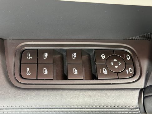 Certified 2026 Porsche Cayenne S AWD/4WD image 23
