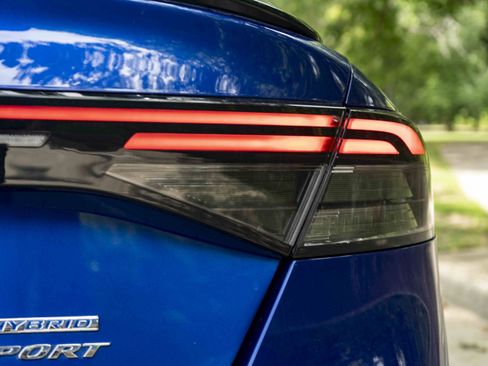 Used 2024 Honda Accord Sport image 13
