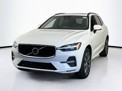 Used 2022 Volvo XC60 B5 Momentum w/ Protection Package Premier