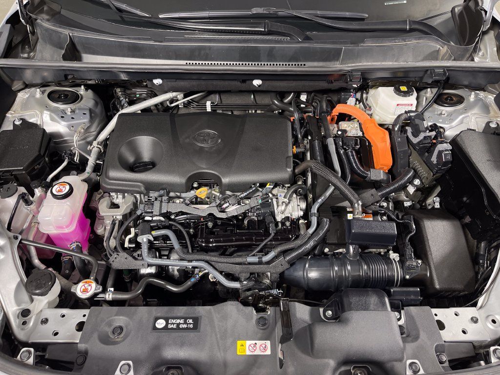 Certified 2024 Toyota RAV4 XLE AWD/4WD image 9