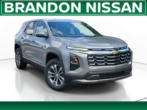 Used 2025 Chevrolet Equinox LT FWD image 1