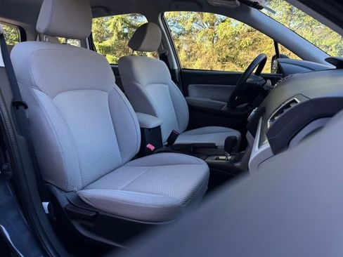 Used 2017 Subaru Forester 2.5i w/ Alloy Wheel Package image 2