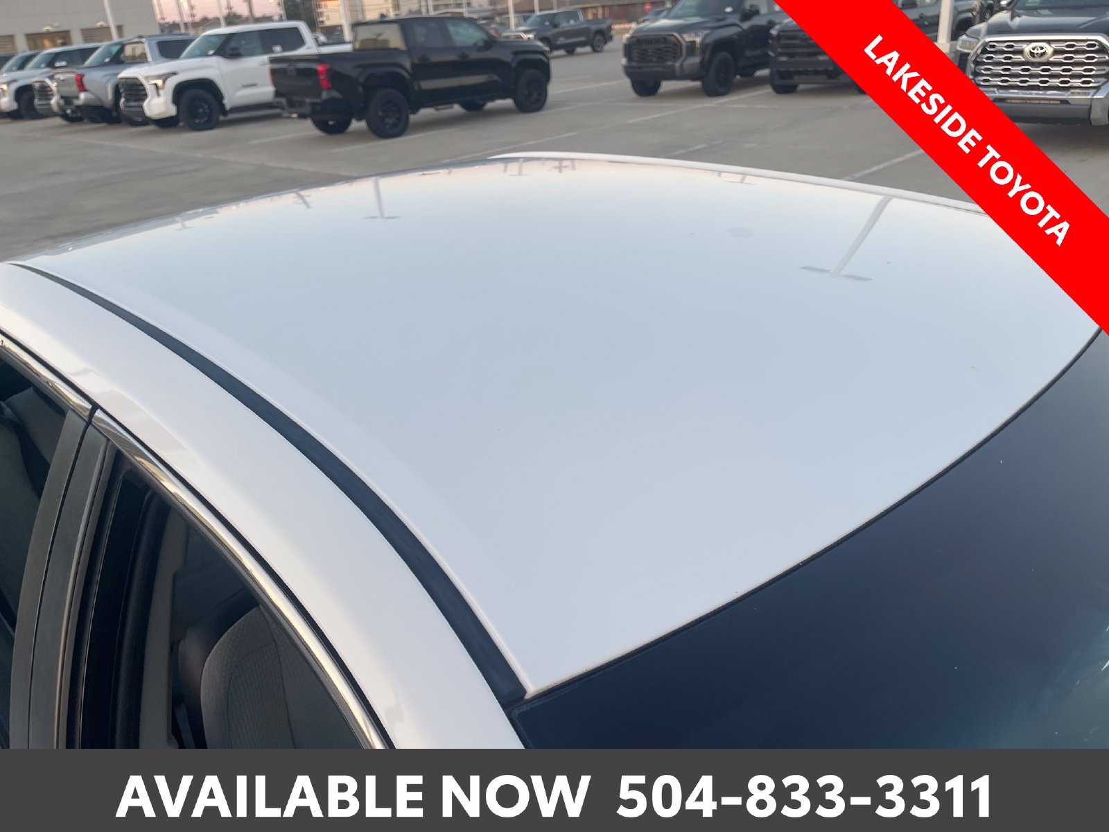 Used 2017 Toyota Camry SE FWD image 9