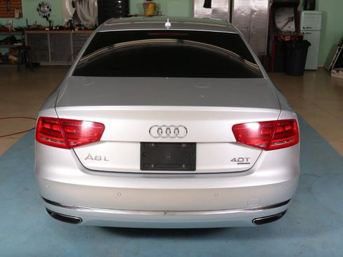 Used 2013 Audi A8 L 4.0T w/ Comfort Pkg image 17