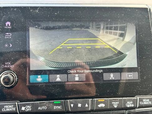 Used 2024 Honda Odyssey Touring image 15