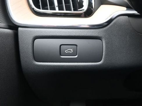 New 2026 Volvo XC60 B5 Core w/ Climate Package AWD/4WD image 26