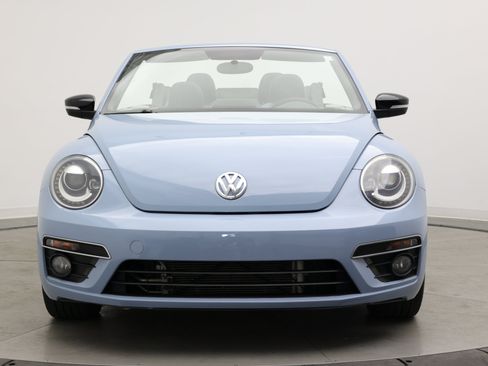 Used 2015 Volkswagen Beetle R-Line FWD image 2