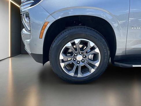 Used 2026 Chevrolet Tahoe LT w/ Comfort Package AWD/4WD image 9