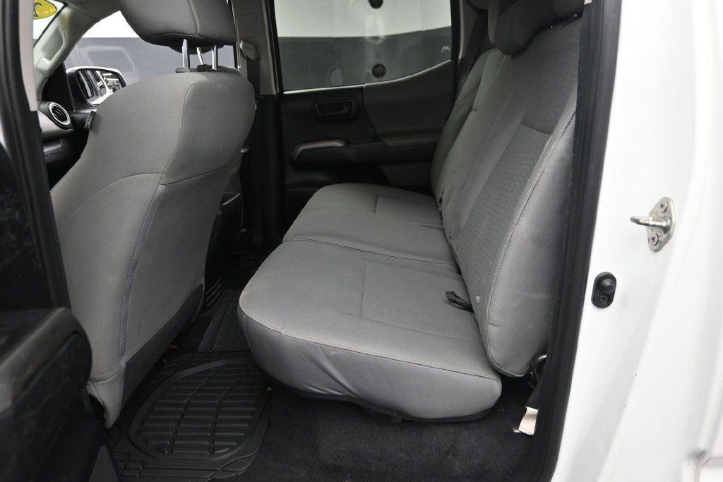 Used 2017 Toyota Tacoma SR5 w/ Tow Package AWD/4WD image 12