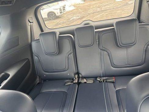 New 2026 INFINITI QX80 4WD image 8