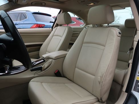 Used 2011 BMW 328i Coupe image 12