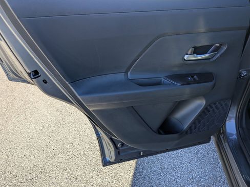 New 2026 Nissan Kicks SR FWD image 22