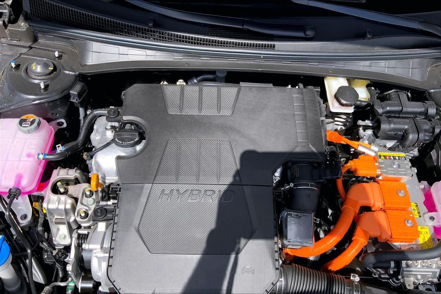 New 2026 Hyundai Elantra Limited FWD image 17