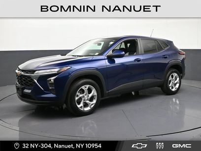Used 2024 Chevrolet Trax LS w/ LS Convenience Package