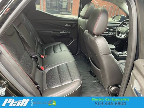 Used 2023 Chevrolet Bolt EUV Premier w/ Sun & Sound Package image 44