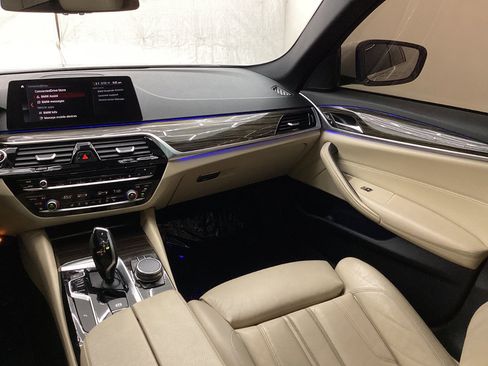 Used 2017 BMW 530i RWD image 27