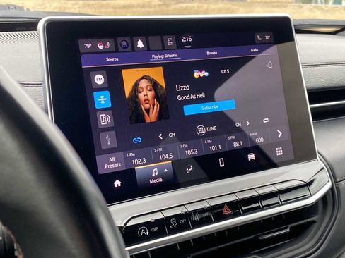 Certified 2022 Jeep Compass Limited image 31