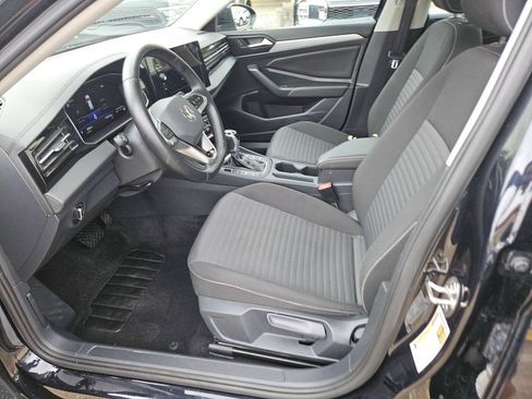 Used 2025 Volkswagen Jetta S FWD image 11