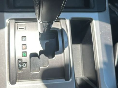 Used 2016 Toyota 4Runner SR5 Premium AWD/4WD image 22