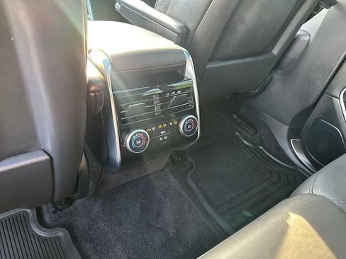 Used 2023 Land Rover Range Rover SE AWD/4WD image 33