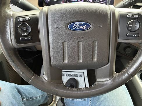 Used 2013 Ford F250 Lariat w/ Chrome Pkg image 12