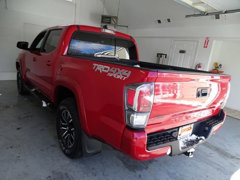 Used 2023 Toyota Tacoma TRD Sport image 19