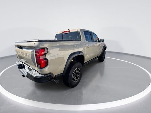 Used 2023 Chevrolet Colorado ZR2 w/ ZR2 Convenience Package III image 8