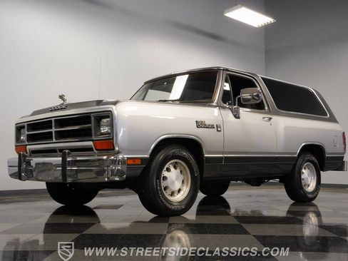 Used 1990 Dodge Ramcharger 2WD image 21